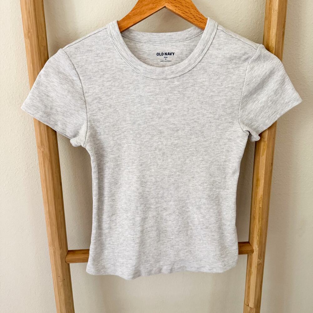 Old Navy Snug Ribbed T Shirt Women’s Small Gray Fitted Stretch Baby Tee